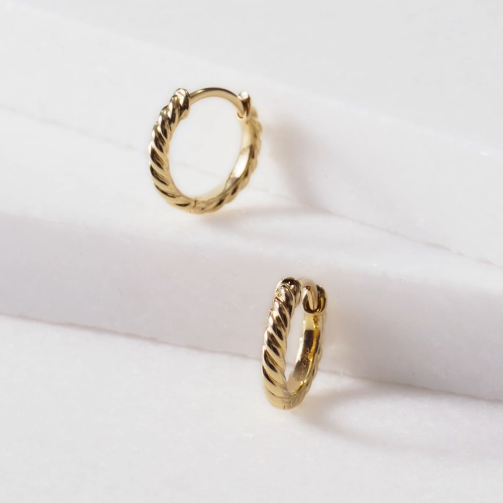 David Yurman Sculpted Cable Micro Huggies - Picture 2 of 10